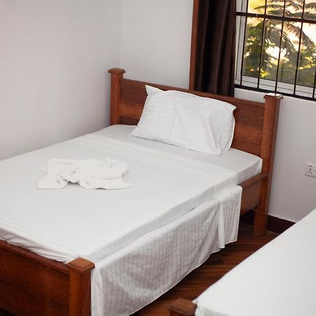 Mangi Mangi Accomodation Нунгви Экстерьер фото