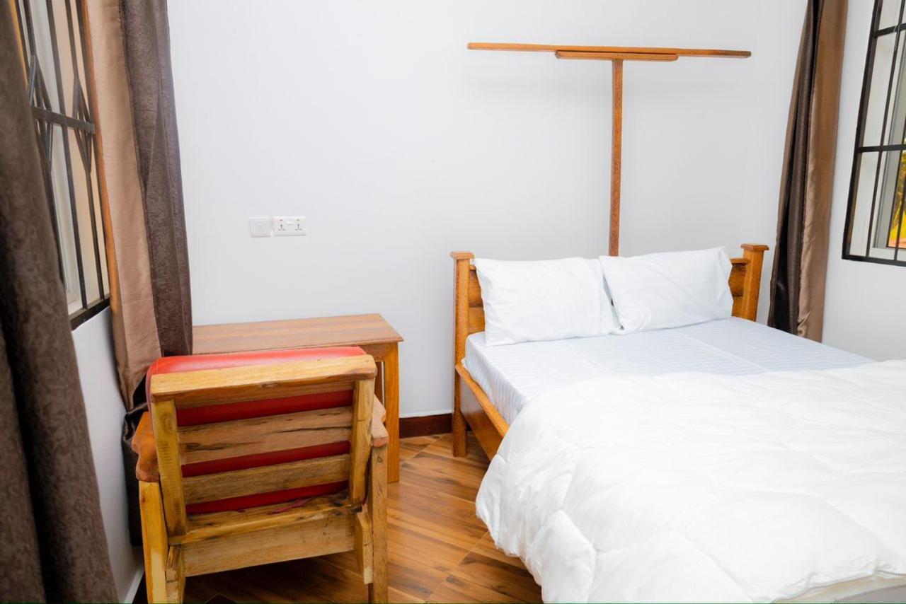 Mangi Mangi Accomodation Нунгви Экстерьер фото